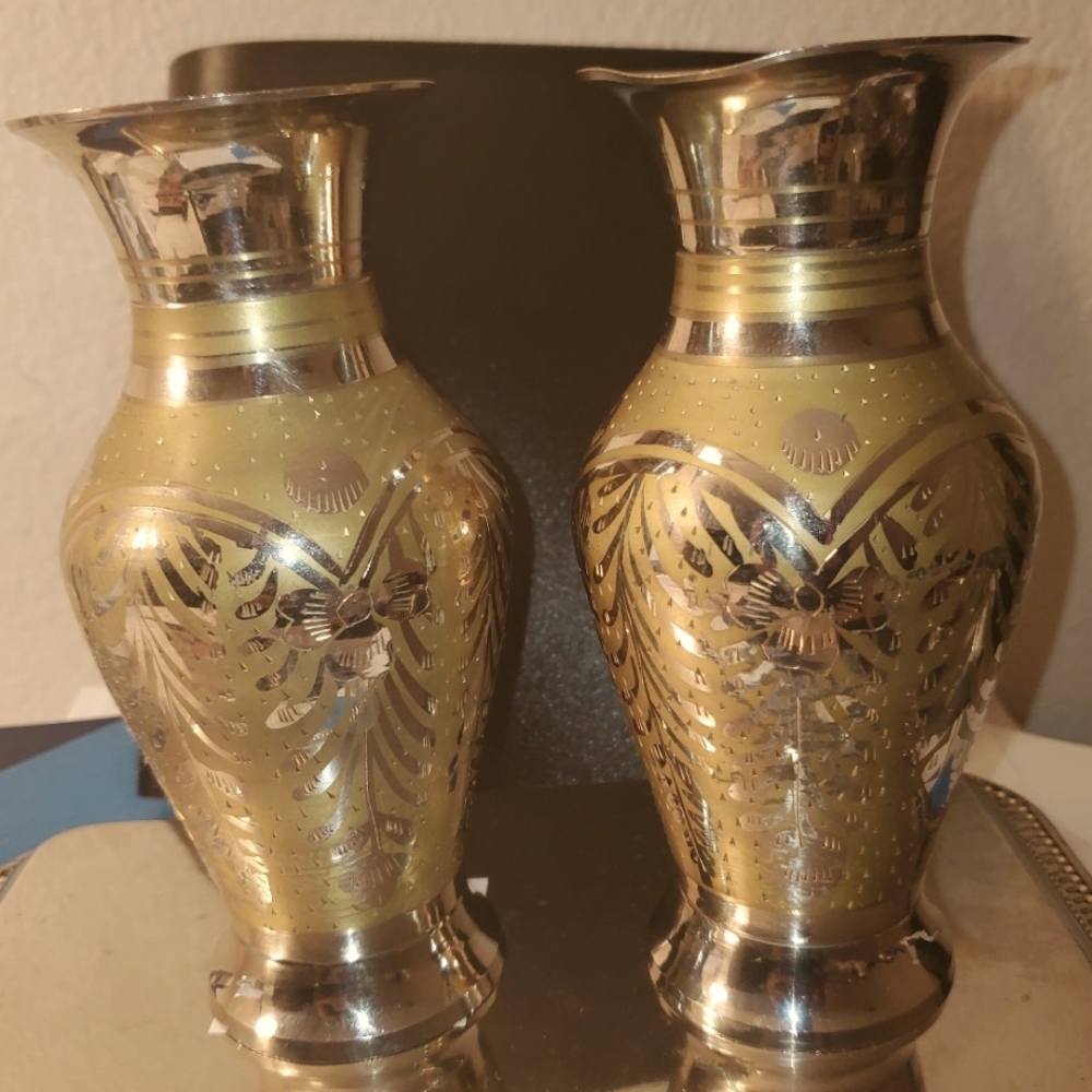 Vintage Solid Brass Indian vase set
